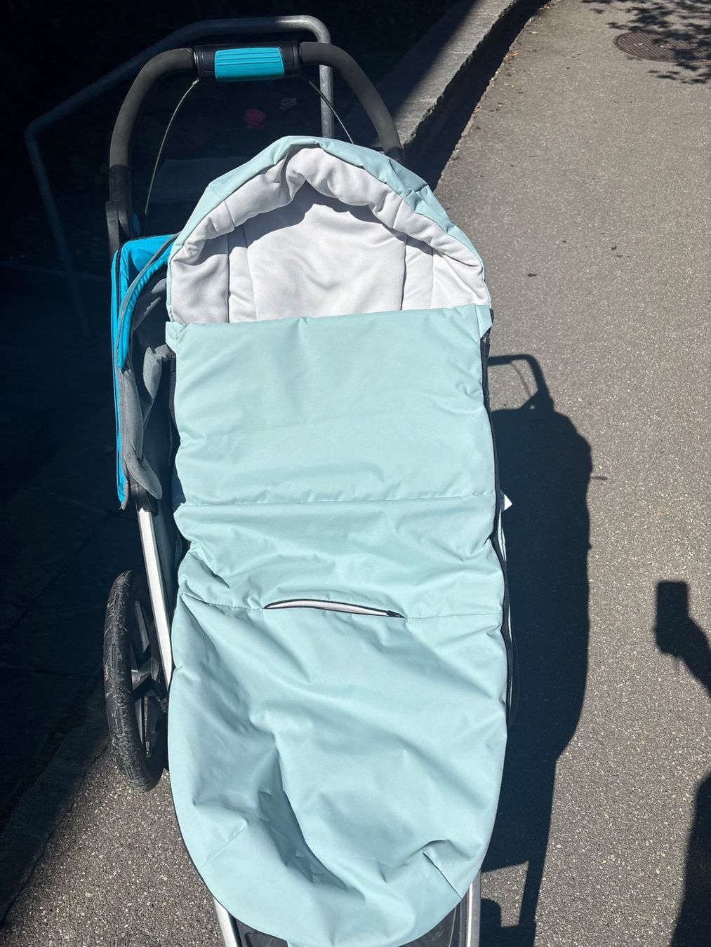 Thule Carrozzine: Thule Urban Glide Kinderwagen – Usato da Meilen venduto da Tingaling627 7