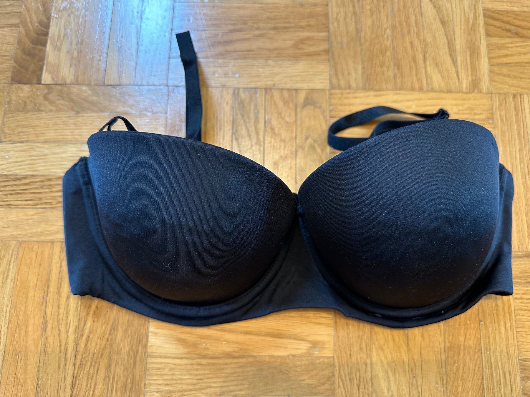 H&M Autres dessous: Schwarzer Balconette BH Grösse 75C – D'occasion à Winterthur par nelead