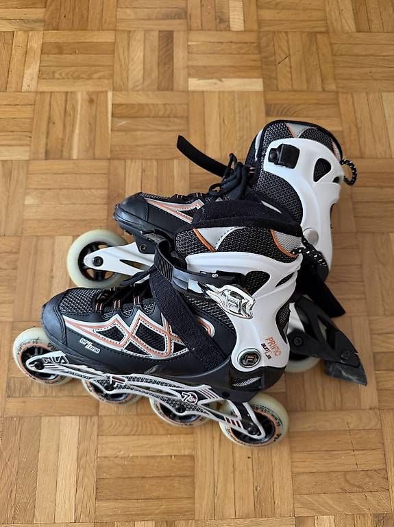 Pattini in linea & Pattini a rotelle: Inline Skates Gr.39 von Decathlon – Usato da Meilen venduto da cambie