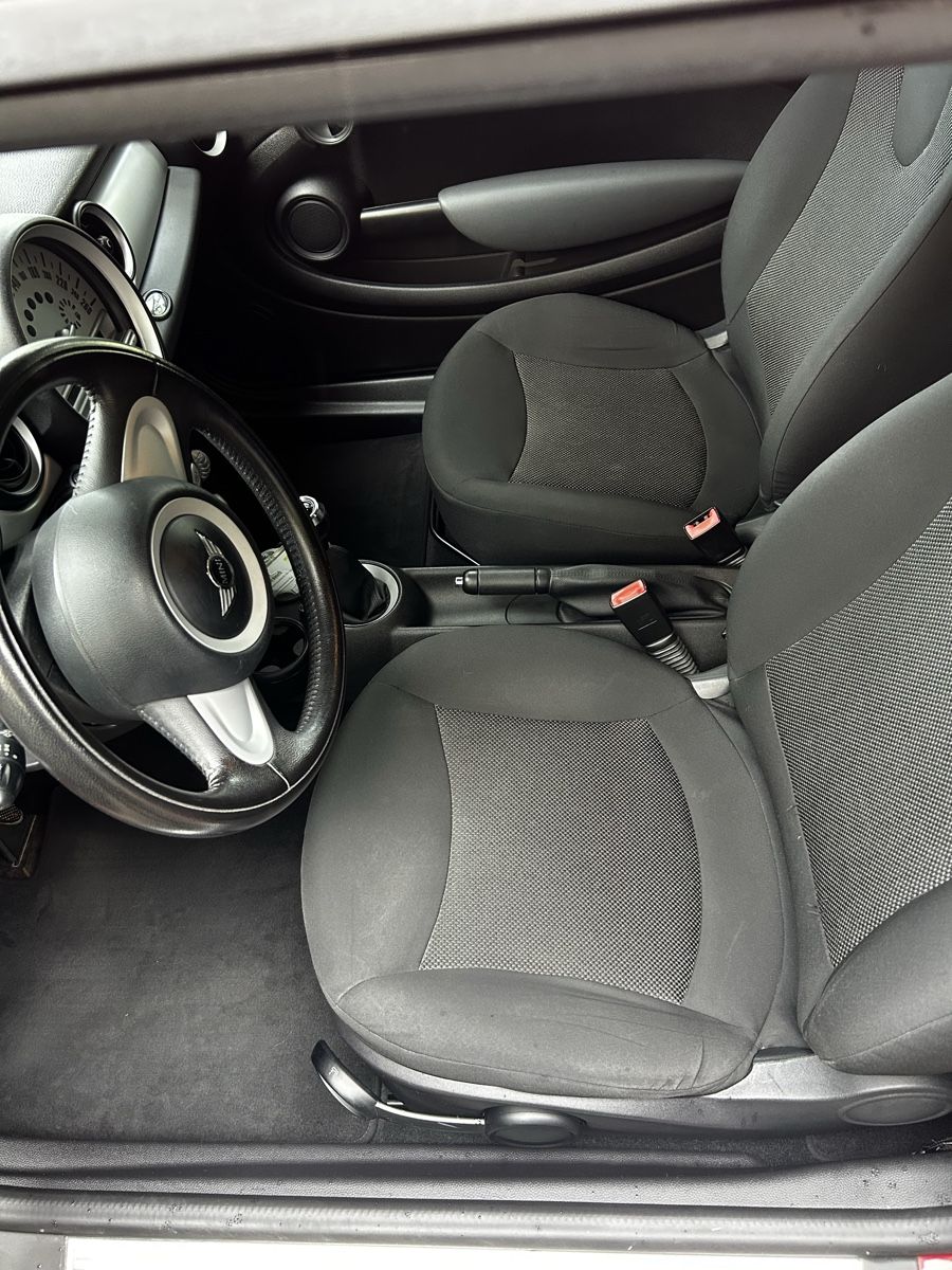 Mini Autos: Mini One (Mit MFK und Service) – D'occasion à Zunzgen par jef_9jr7 5