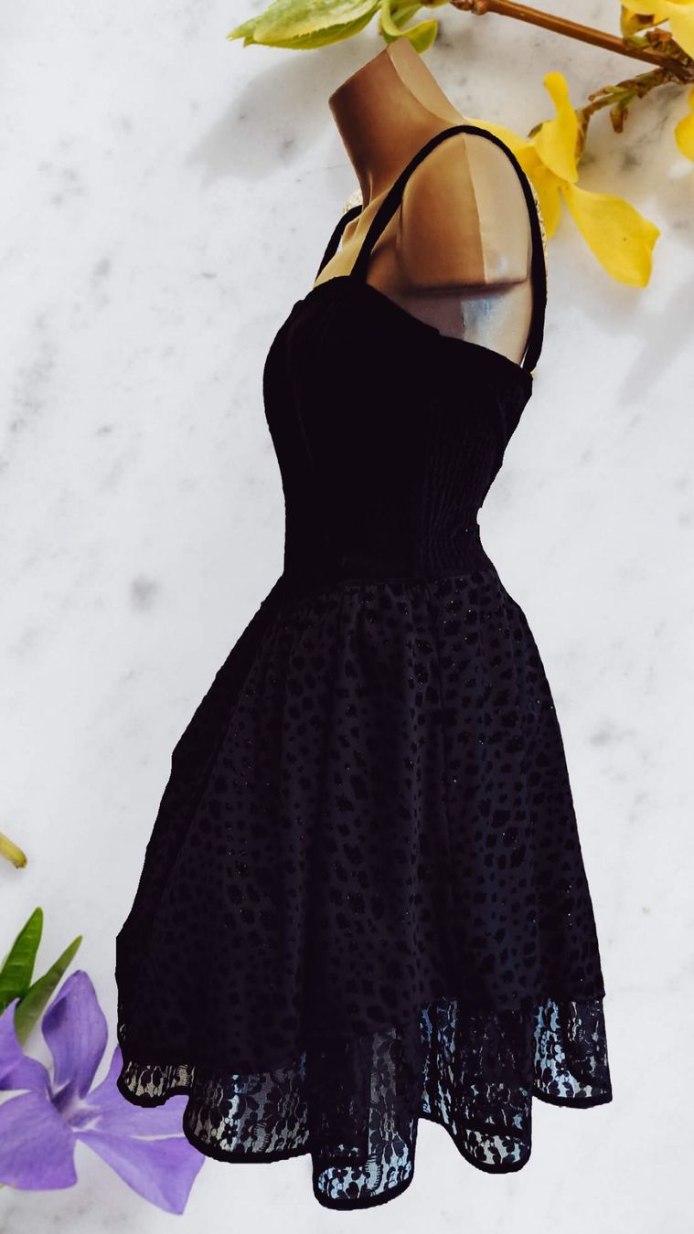 Vestiti: Abendkleid Samt schimmernd Spitzenrock Gr. L – Usato da Uerikon venduto da Jeanne04 2