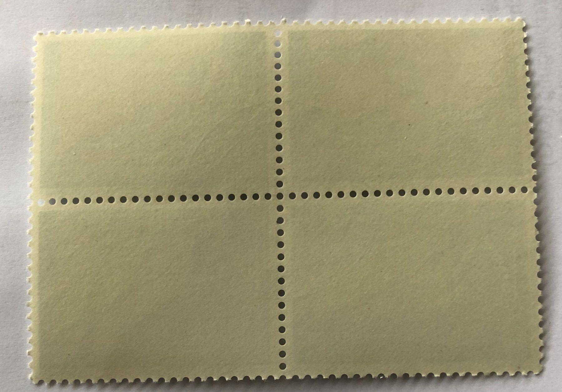 Tutti i francobolli: 4 er Block Nr.666 mit Vollstempel Bern    – Usato da Aarau venduto da Billa007 1