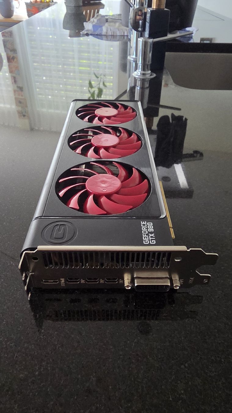 Gainward Schede grafiche: Gainward GeForce GTX 980 Grafikkarte – Usato da Altendorf venduto da elzi22 2