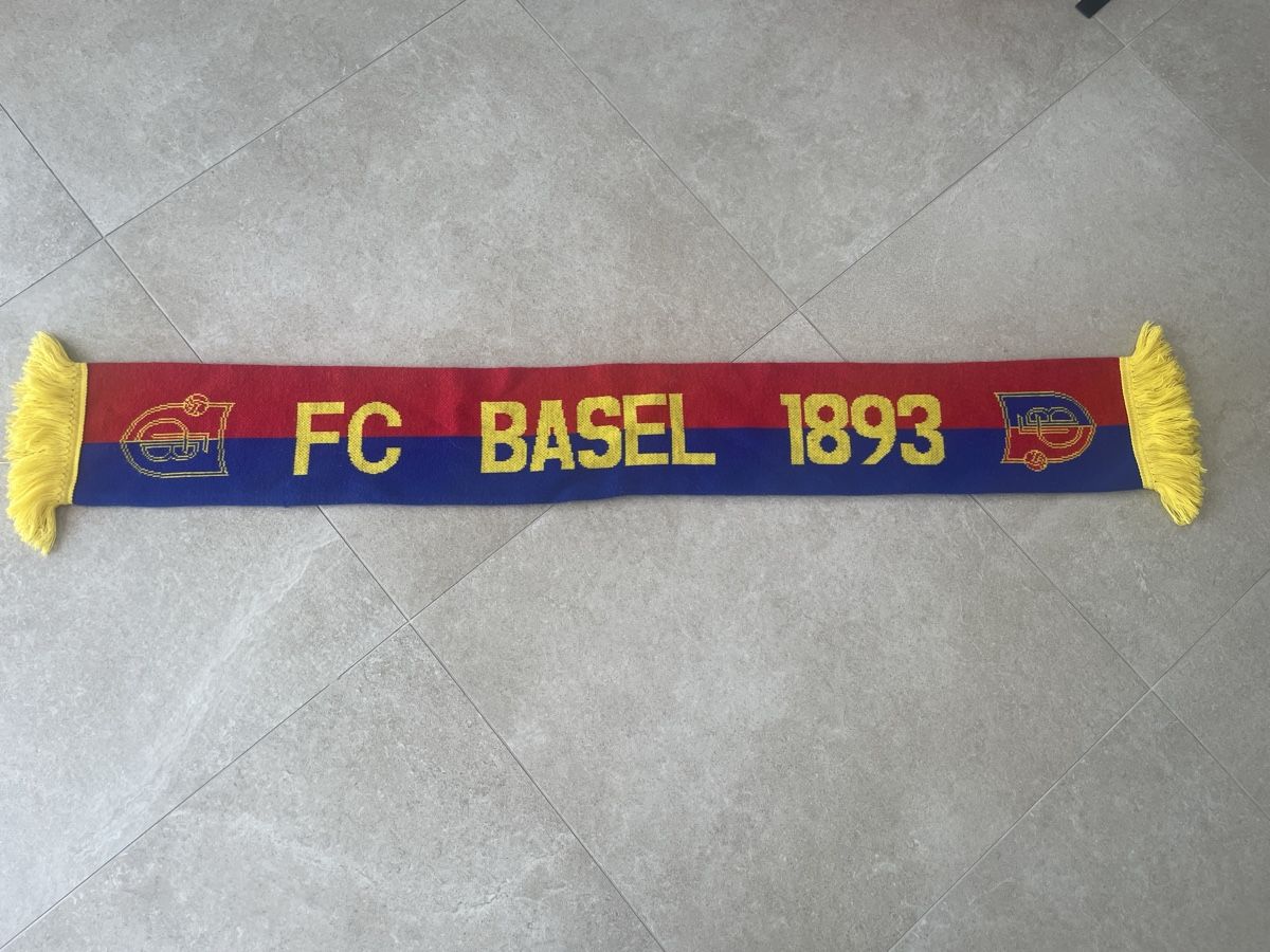 FC Basel Schals: Schal FC Basel – Gebraucht aus Genève von jon_ydl8 1