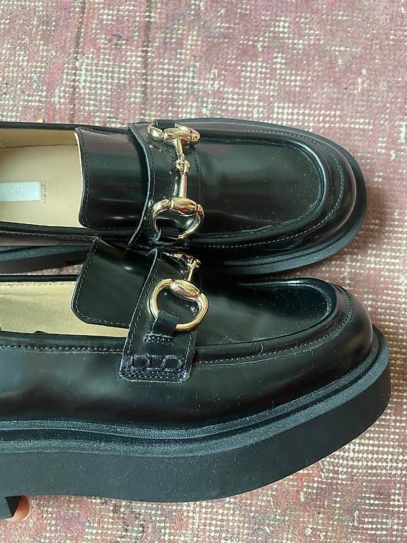 Damenschuhe: H&M Premium Chunky Loafer Leder – Gebraucht aus Bern von mari773 2