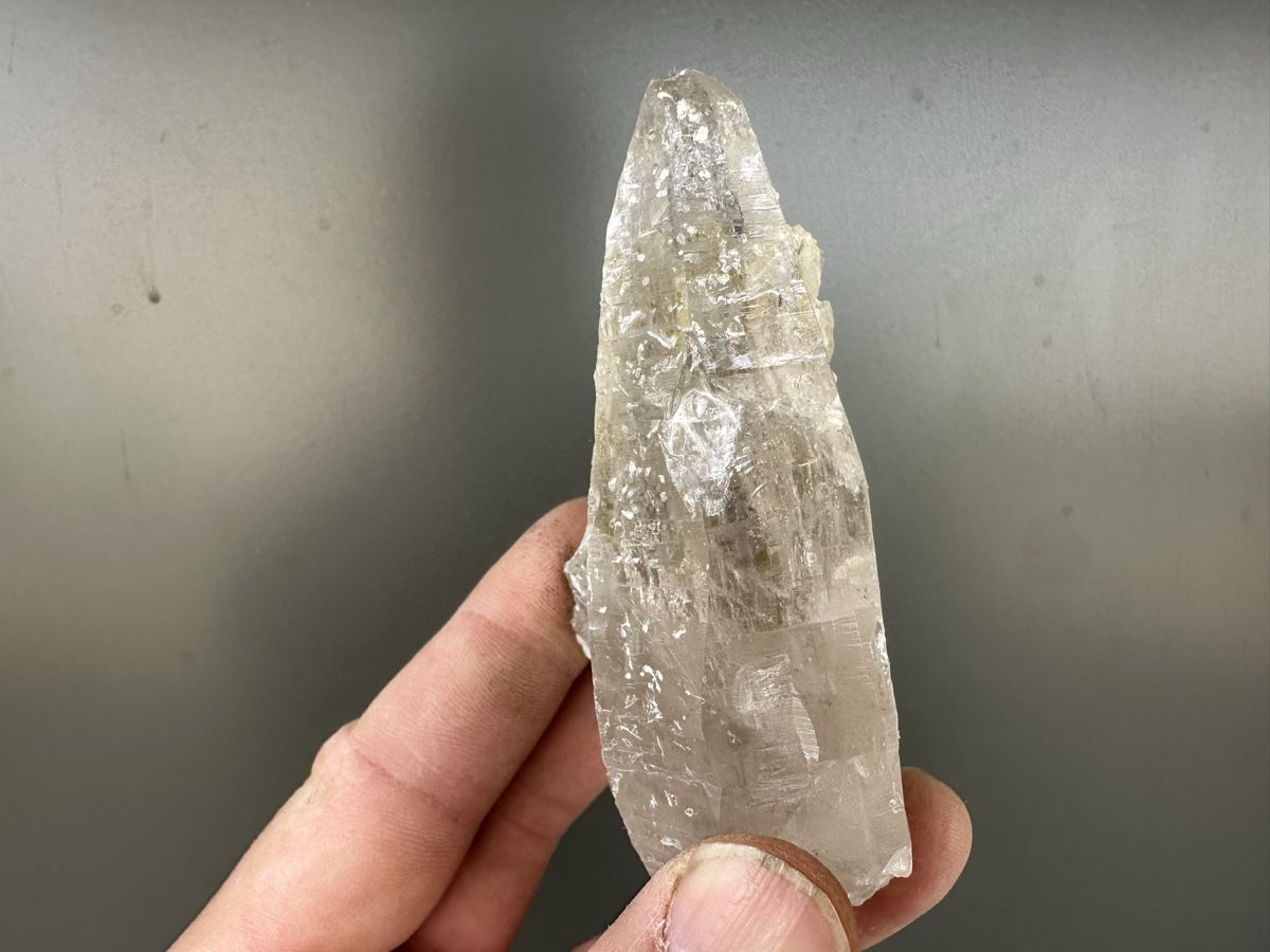 Minerali & Pietre curative: Quarz Val Bedretto – Usato da Oberuzwil venduto da Crystall0 1