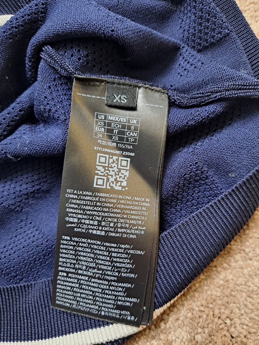 Guess Maglioni & Felpe: Pull Guess neuf taille XS – Nuovo (secondo la descrizione) da Moutier venduto da cel_9ffk 4