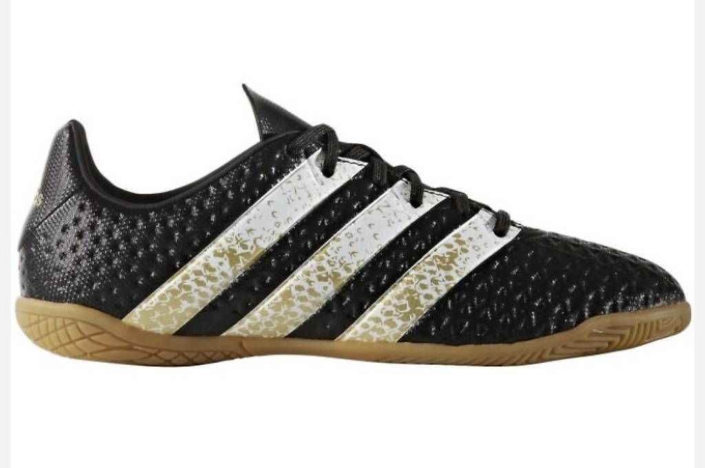 Schuhe für Jungen: Adidas Hallenschuh Ace 16.4 Gr. 35 – Gebraucht aus Lyss von stubenwagen 1