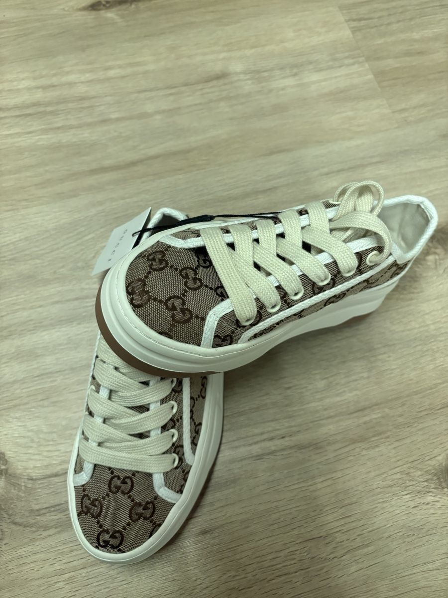 Gucci Scarpe da donna: Gucci Sneaker GG Canvas  – Nuovo e nell'imballaggio originale da Flamatt venduto da den_ts85 2