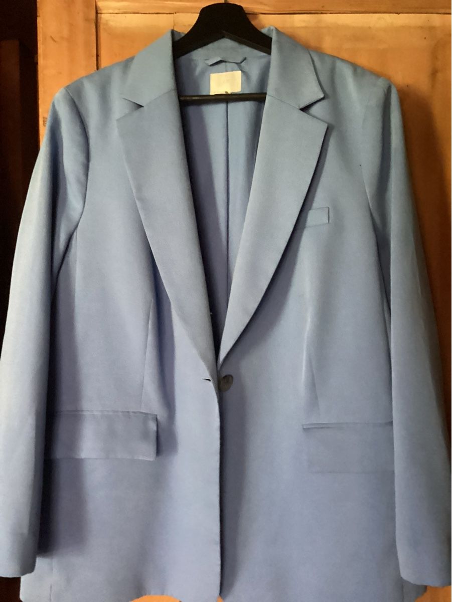 H&M Giacche: Oversized Baby Blue Damen Blazer Grösse l – Usato da Davos Platz venduto da VampireJazz80