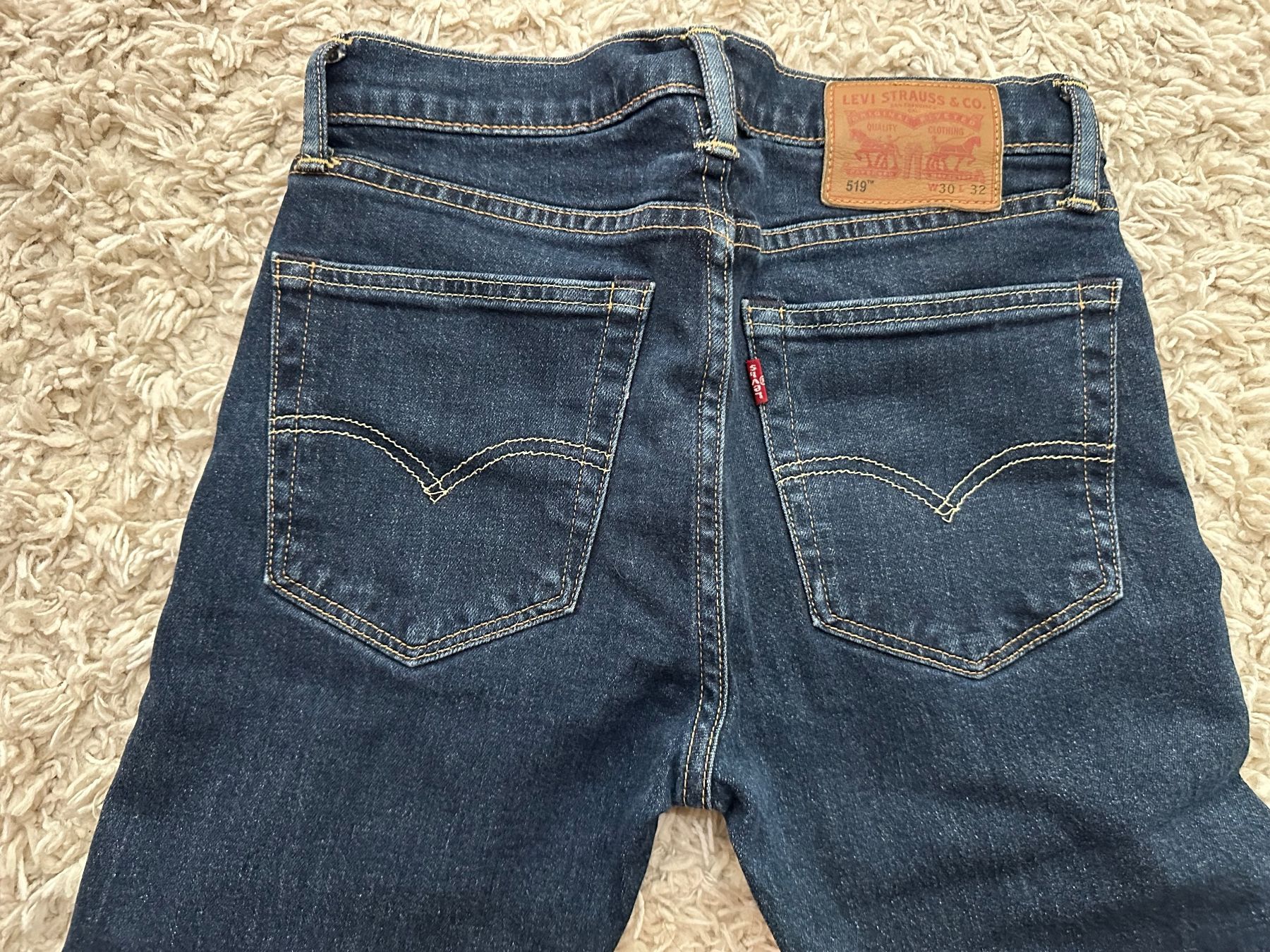 Levi's Jeans: Jeans LEVIS STRAUSS 519 Taille/Grosse W30 L32 – Gebraucht aus Bern von BrandVilla 2