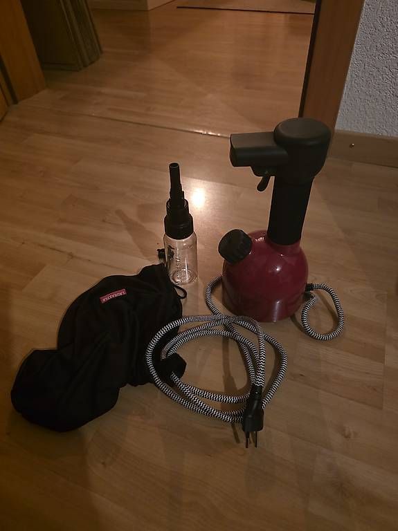 Ferri da stiro: LAURASTAR iggi rouge neuf  – Nuovo e nell'imballaggio originale da Bofflens venduto da Ygamekult0