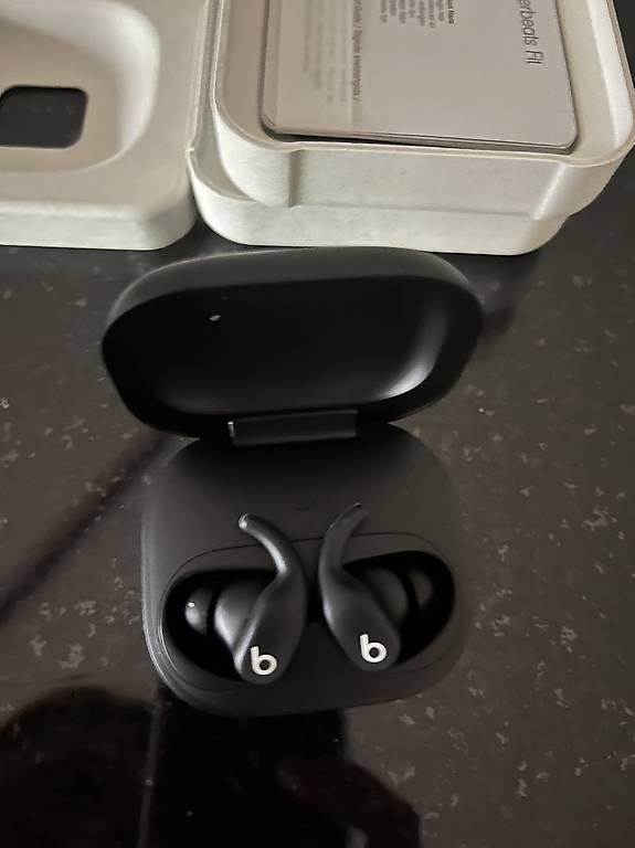 Beats Cuffie: Powerbeats fit - in ear Kopfhörer – Nuovo e nell'imballaggio originale da Chur venduto da tiz- 2