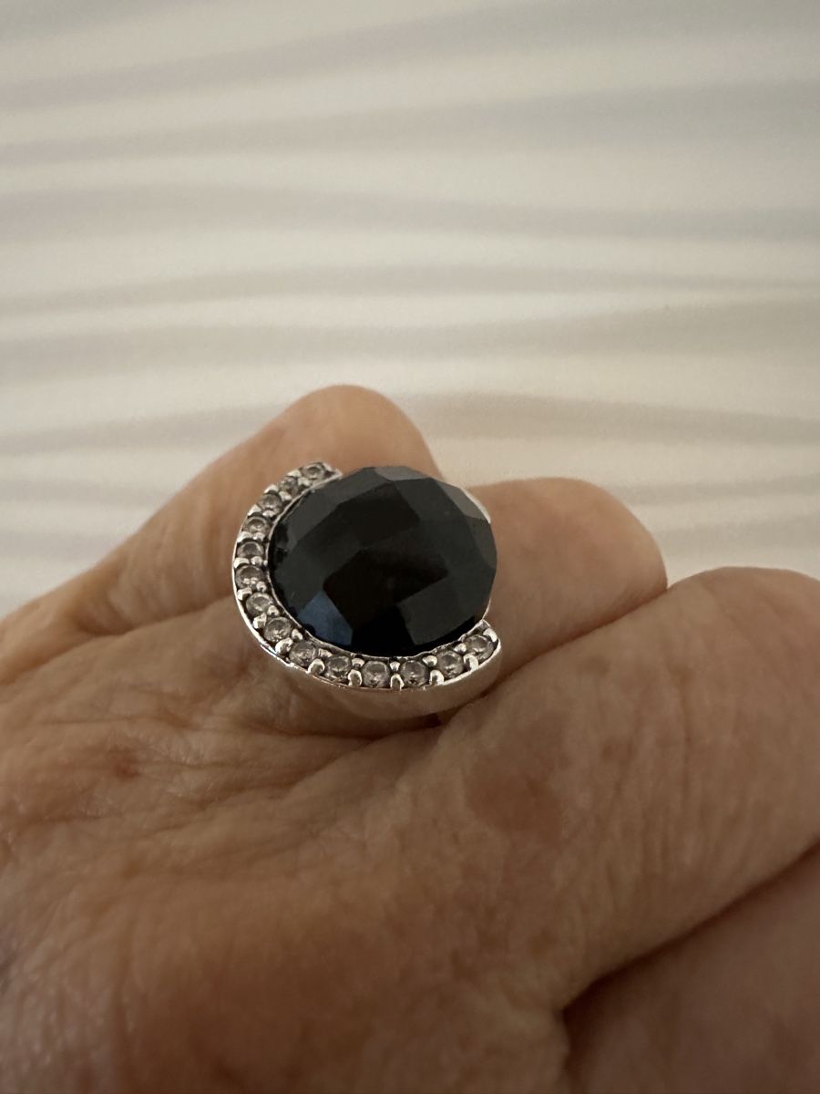 Onyx Anelli: Ring mit Zirkonia und Onix gr46 – Nuovo e nell'imballaggio originale da Niederglatt ZH venduto da Silberschmuck-design