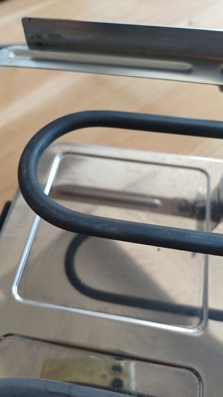 Griglie: Elektro Raclette Grill mit Zubehör – Usato da Pfeffikon LU venduto da SY-YoLo 4