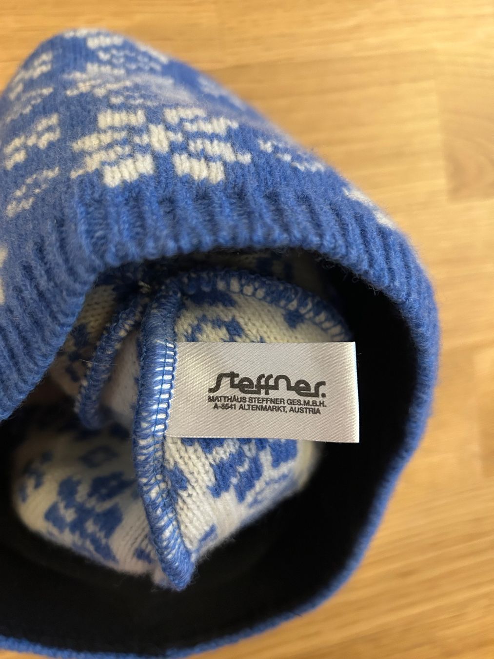 Copricapi, berretti & cappellini: STEFFNER Damen Strickmütze – Usato da Basel venduto da zoreaaaa 2