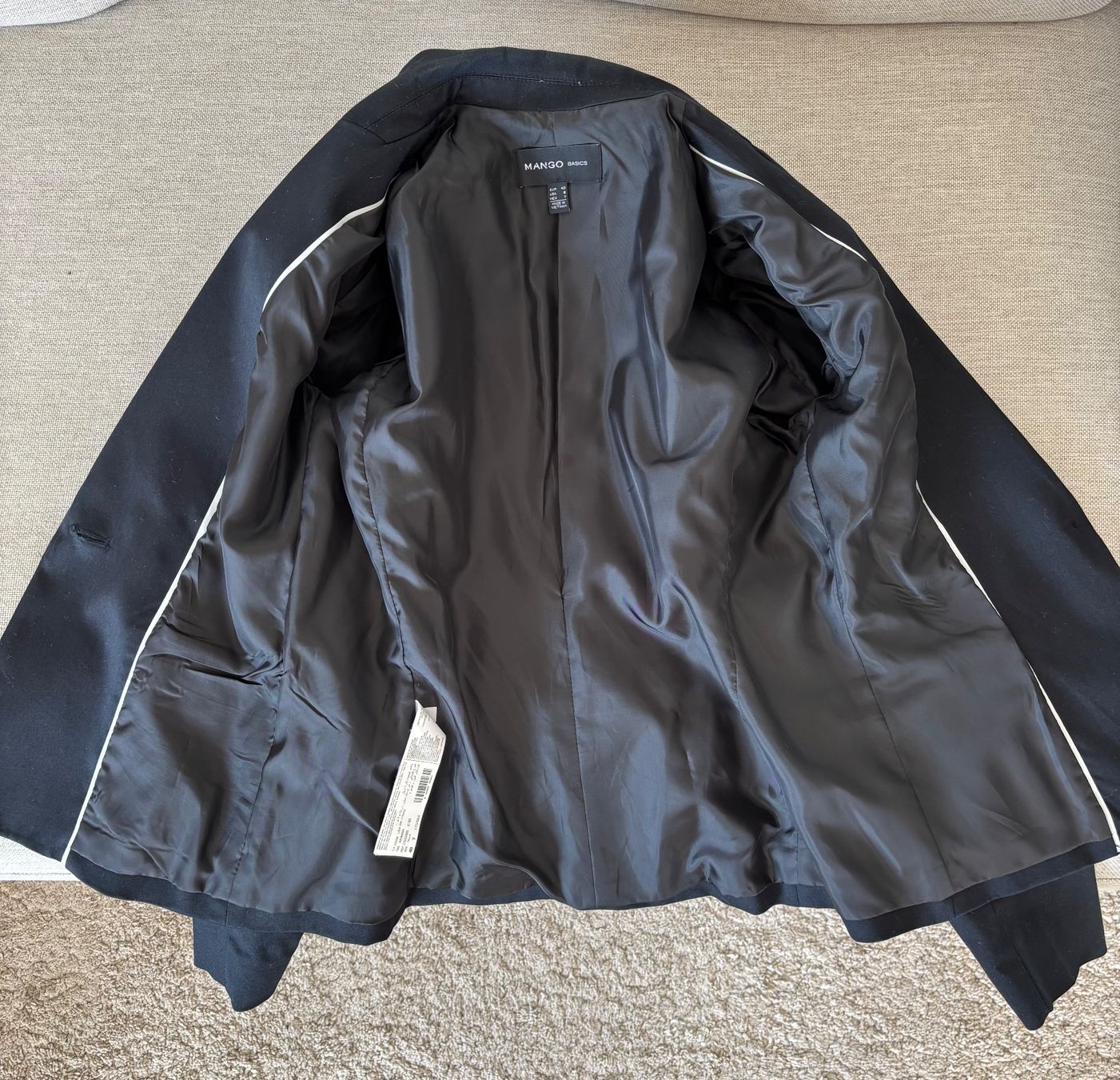 Mango Giacche: Damen Blazer schwarz Gr 40 – Usato da Niederrohrdorf venduto da Wimabu531 2