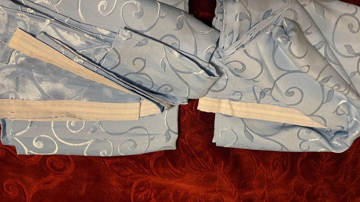 Vorhänge: Vorhang blickdicht hellblau, neuwertig! 2x – Neu (gemäss Beschreibung) aus Zürich von Belisimo 2