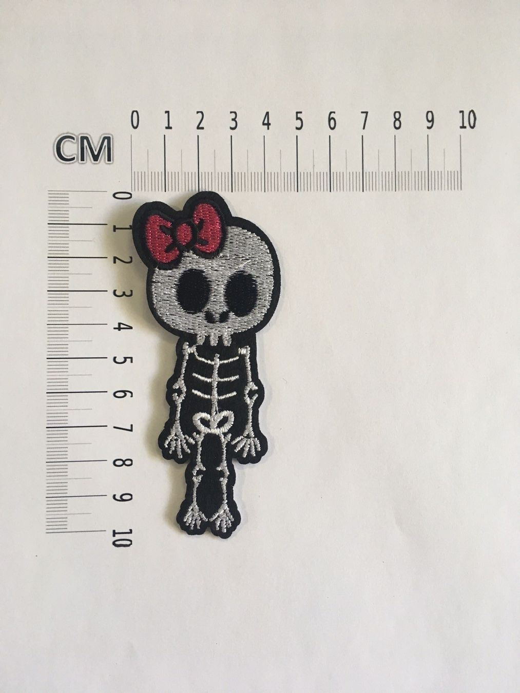 Plaketten & Abzeichen: Skelet Girl Badge – Neu und originalverpackt aus Ostermundigen von Mcone 1