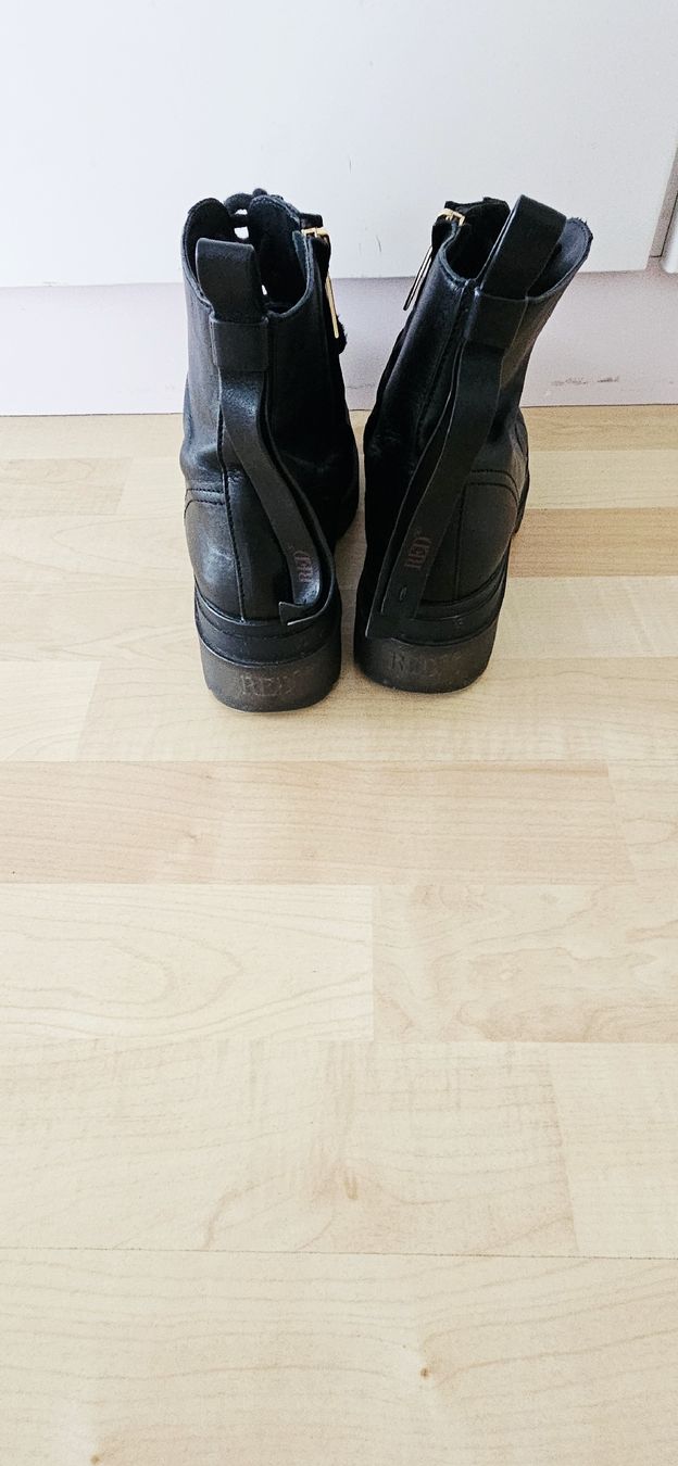 Valentino Scarpe da donna: Red Valentino Lederboots, Gr. 37 – Usato da Hellbühl venduto da Veci02 2