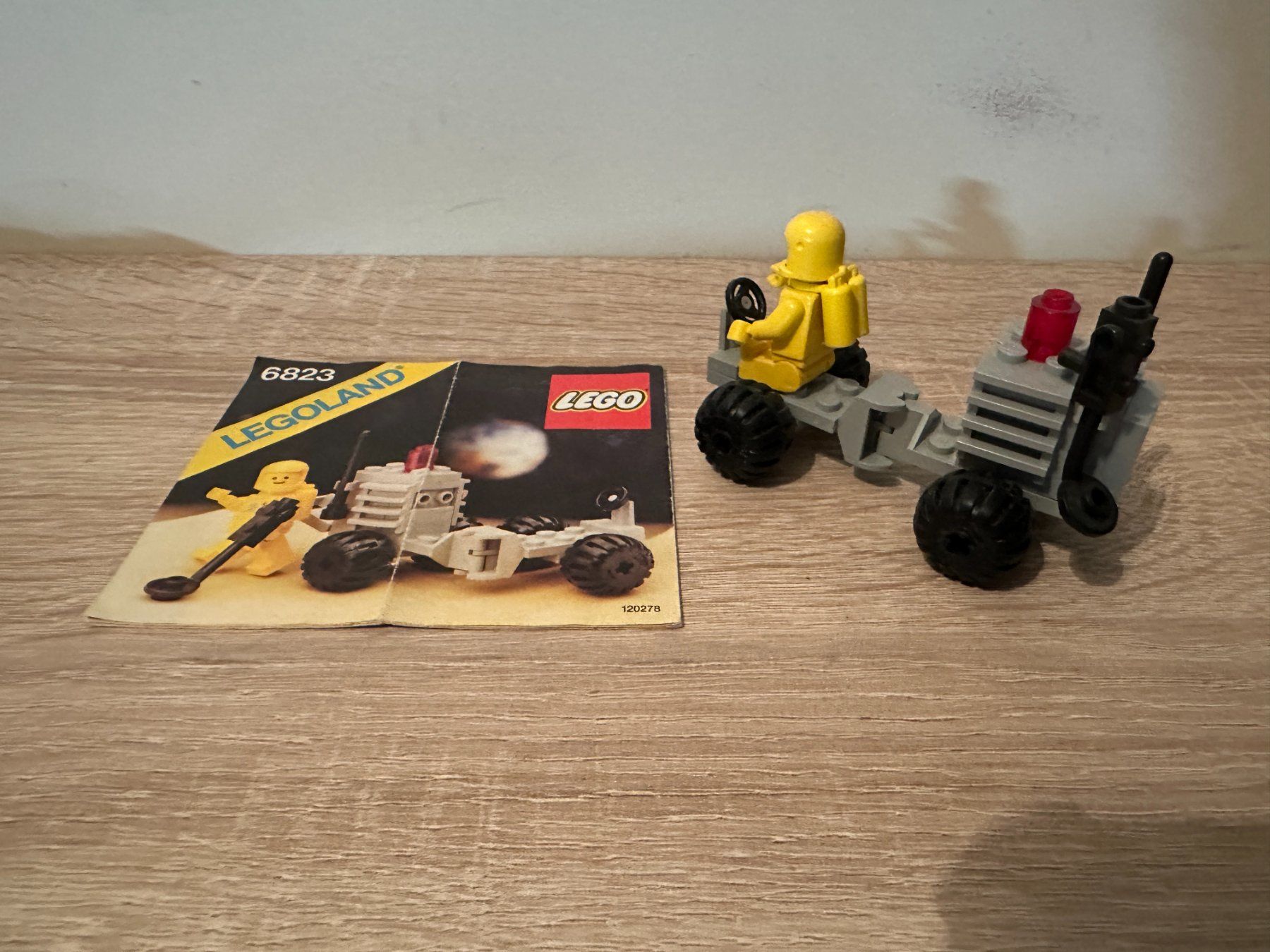 Legoland Baukästen: LEGO Space 6823 Surface Transport – Gebraucht aus Basel von Don-Angel 1