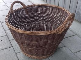 Weidenkorb mit Durchmesser 52cm und einer Höhe von 33cm