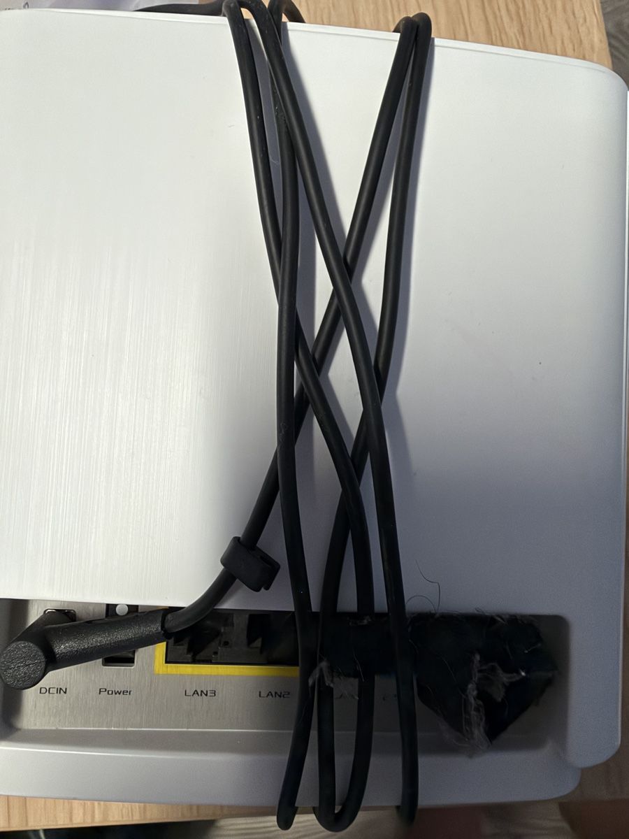 Asus Wlan: Aimesh ASUS xt8 – Gebraucht aus Bünzen von Midreyer