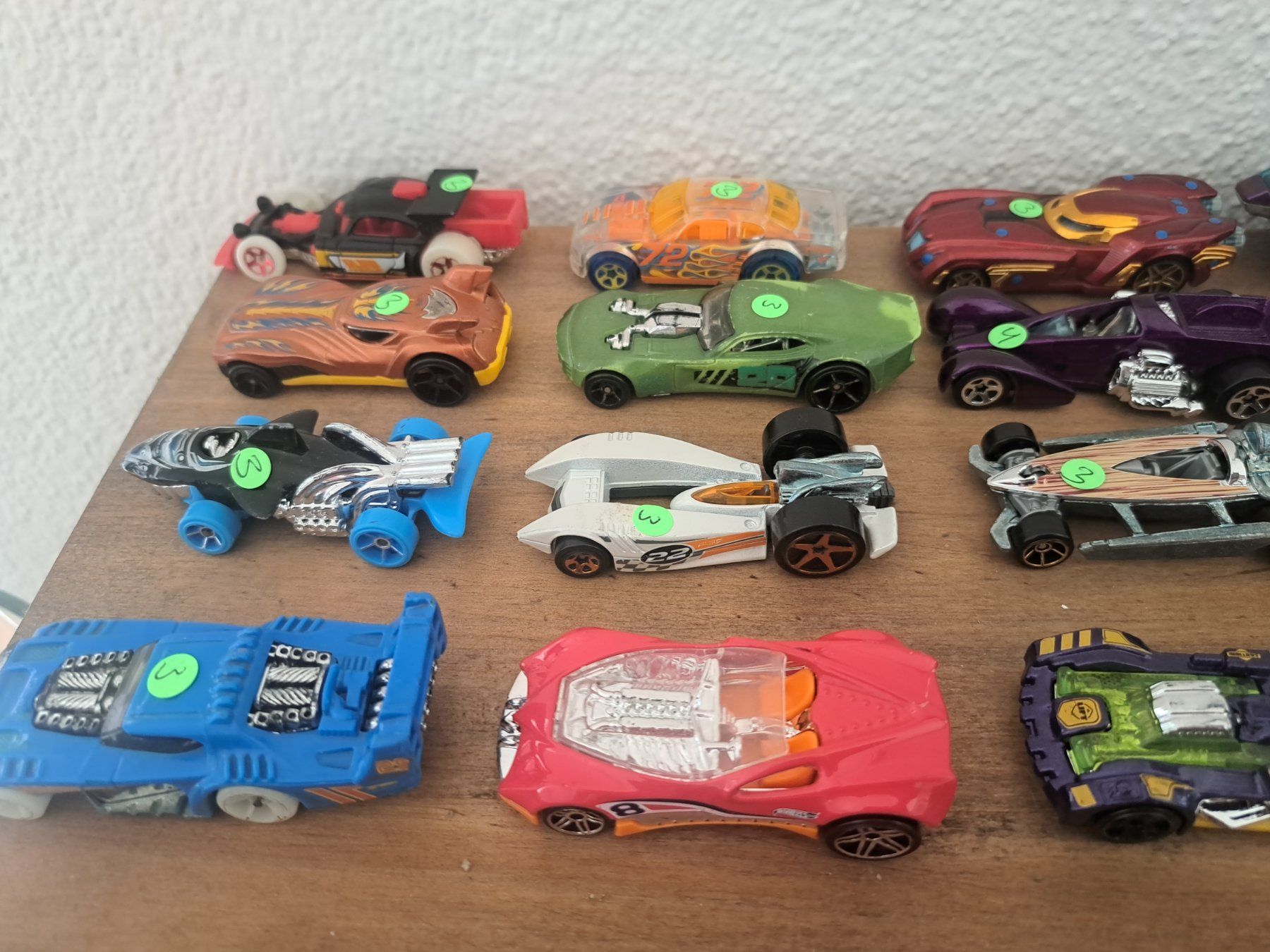 Hot Wheels Modellini d'auto: Hot Wheels 28 Stück ab 19.- – Usato da Emmenbrücke venduto da bikesandmore75 4