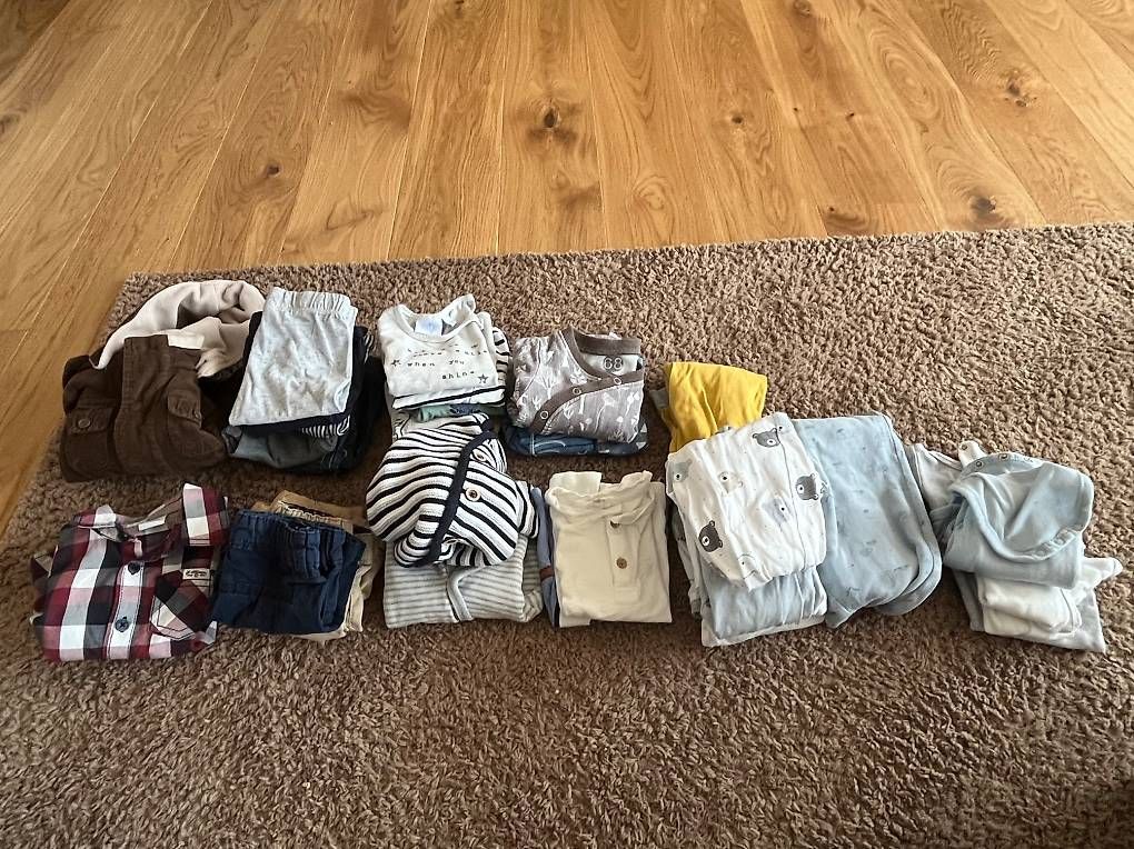 Lotti & Set di vestiti: Babykleidung 68 – Usato da Brugg AG venduto da ohuggenberger