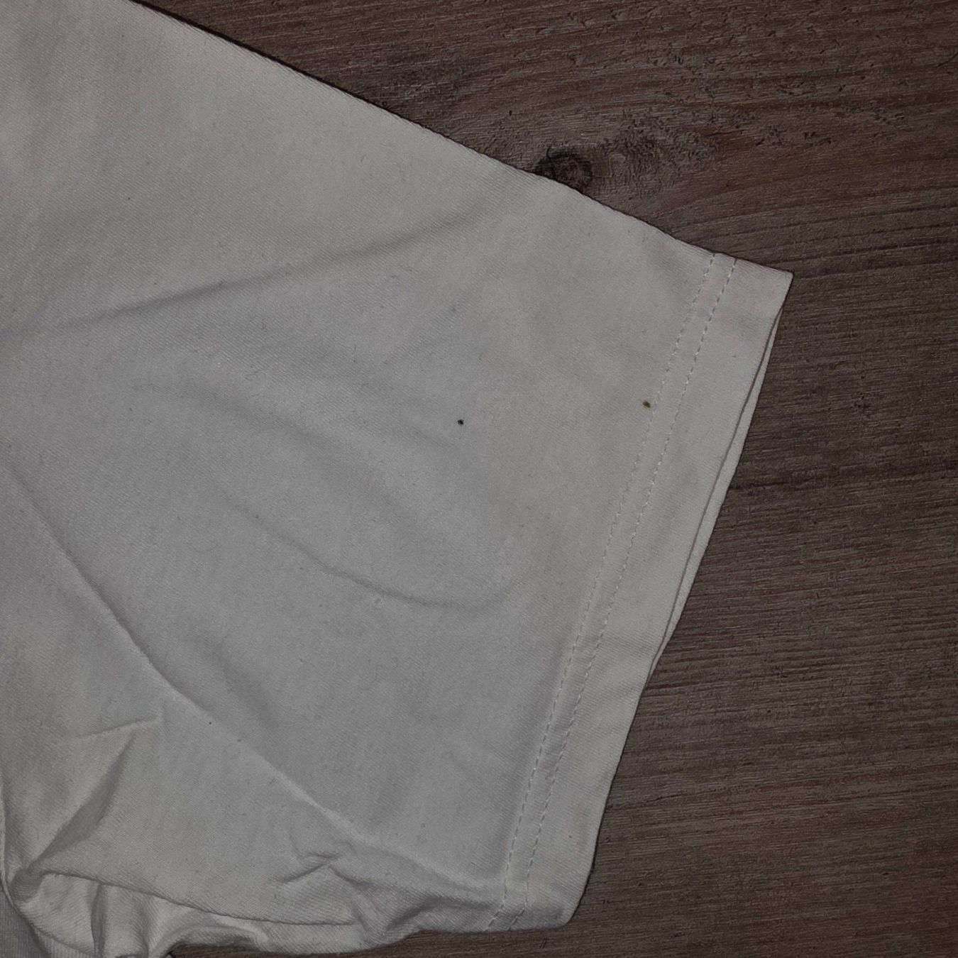 Levi's T-shirts: T-Shirt – D'occasion à Porrentruy par Nos_petites_affaires 1