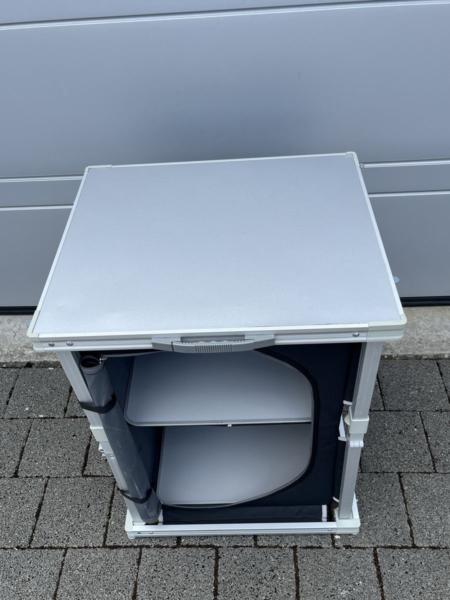 Cuisines complètes: Brunner Camping Küchenschrank – D'occasion à Roggwil BE par jumper55 1