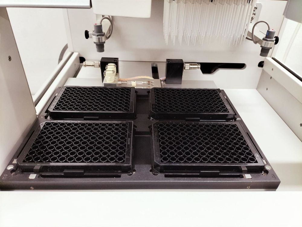 Hometrainer: MATRIX  Plate Mate 2 x 2 Workstation – Usato da Niederdorf venduto da LeptonAG_Labor 7