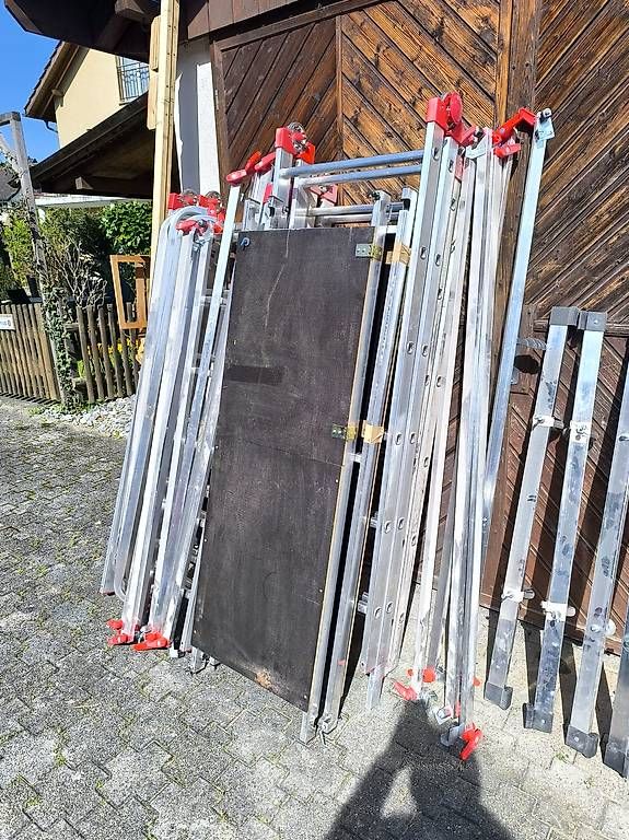 Ponteggi: Arbeitsgerüst aus Aluminium... 2 mal – Usato da Dozwil venduto da Swisscoat1 1