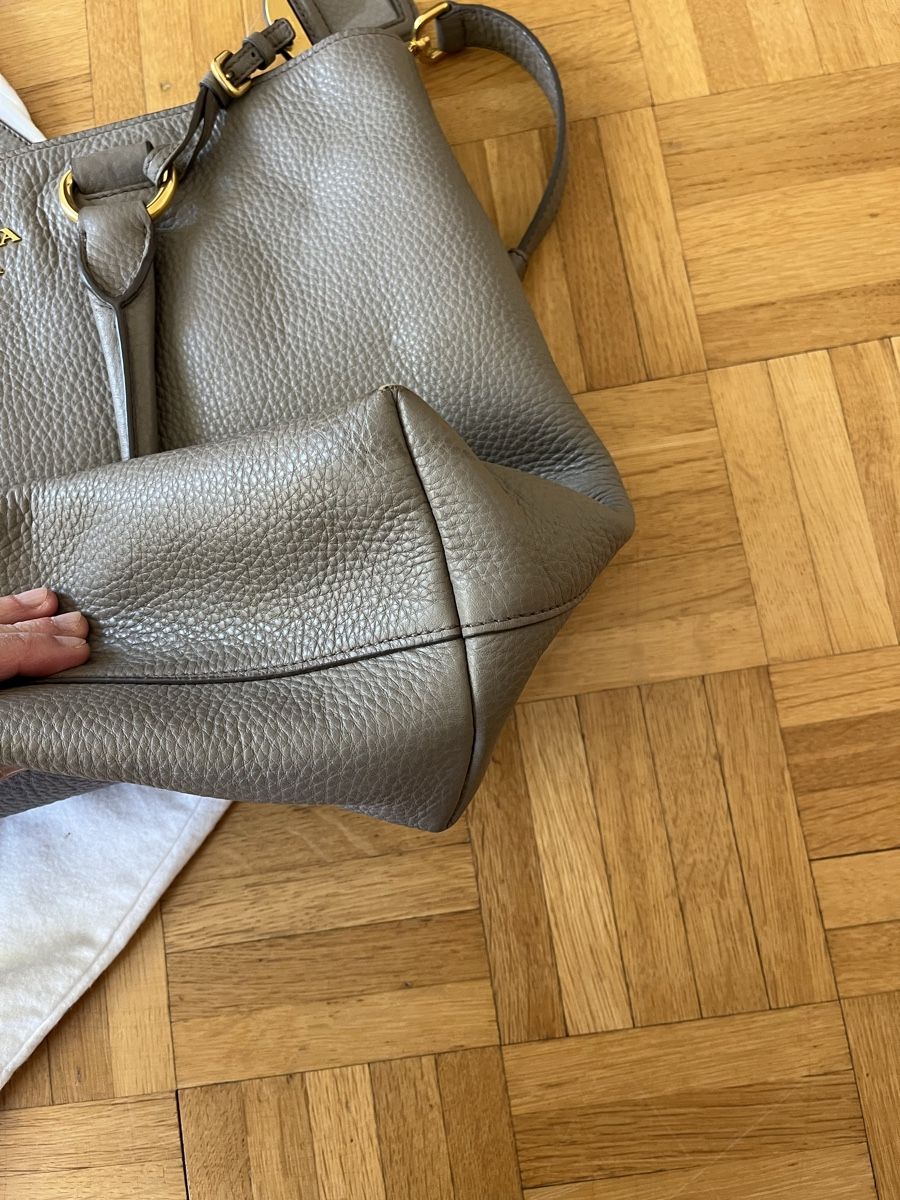 Prada Borse da donna: Prada Tasche Shopper – Usato da St. Gallen venduto da mllealessandra 2