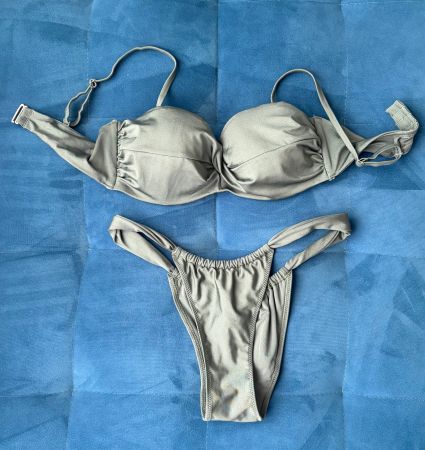 Bikini, grün, Gr. 36 neuwertig