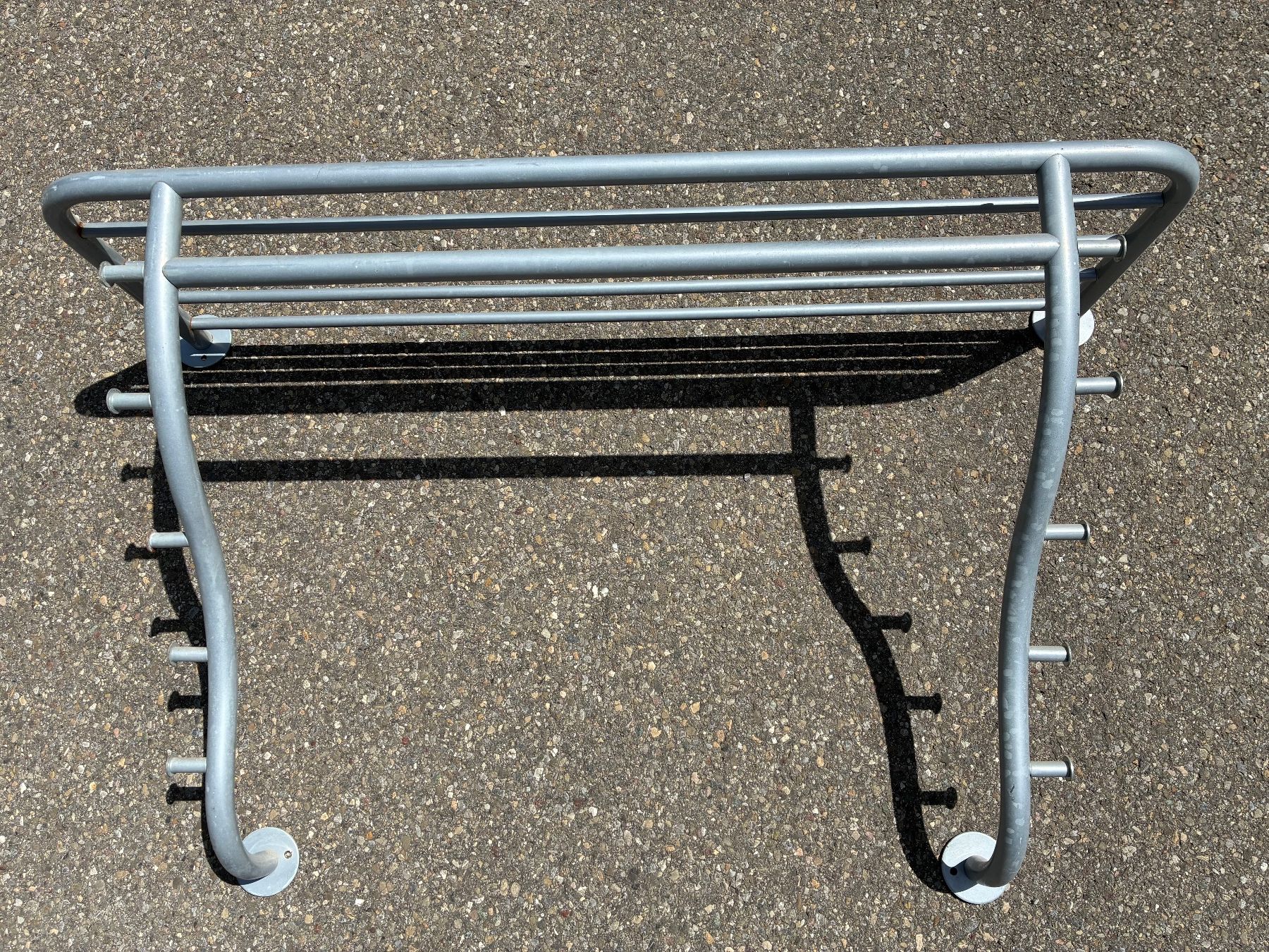 Ikea Guardaroba: Garderobe grau, metall – Usato da Winterthur venduto da Footprint5