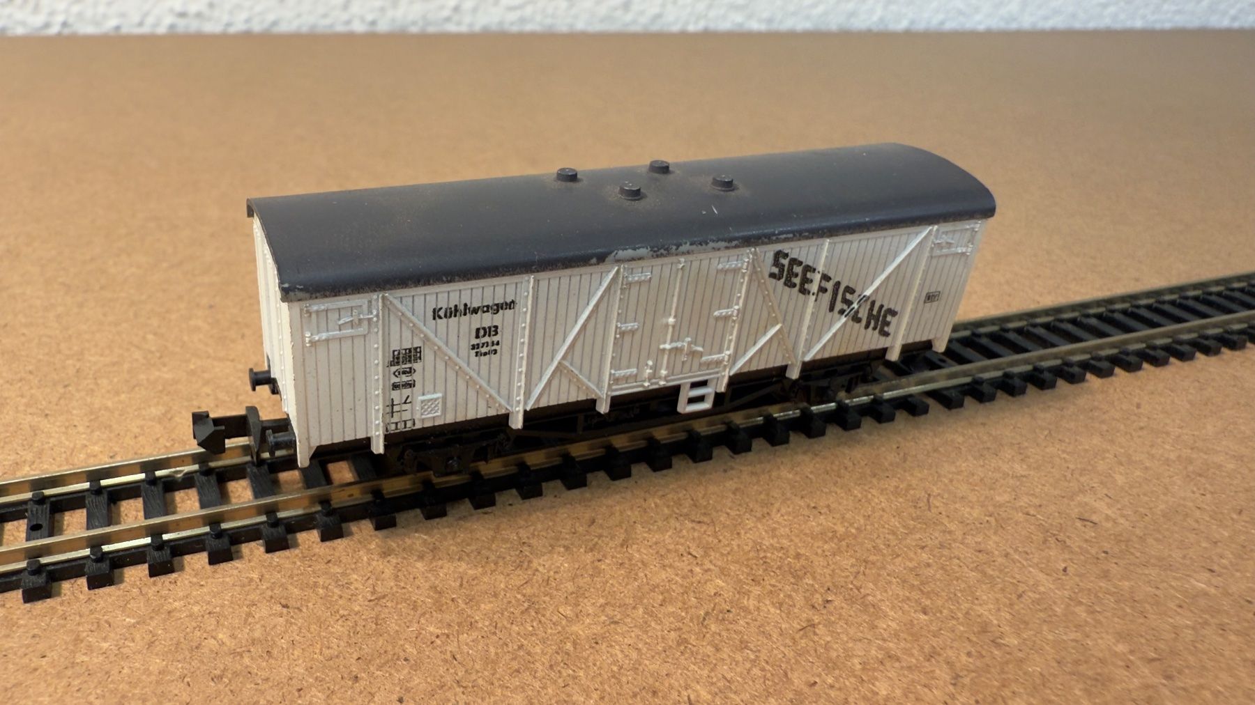 Roco Modelleisenbahnen: Roco Seefisch Güterwagen Spur N – Gebraucht aus Schlieren von rat_lq6b 3
