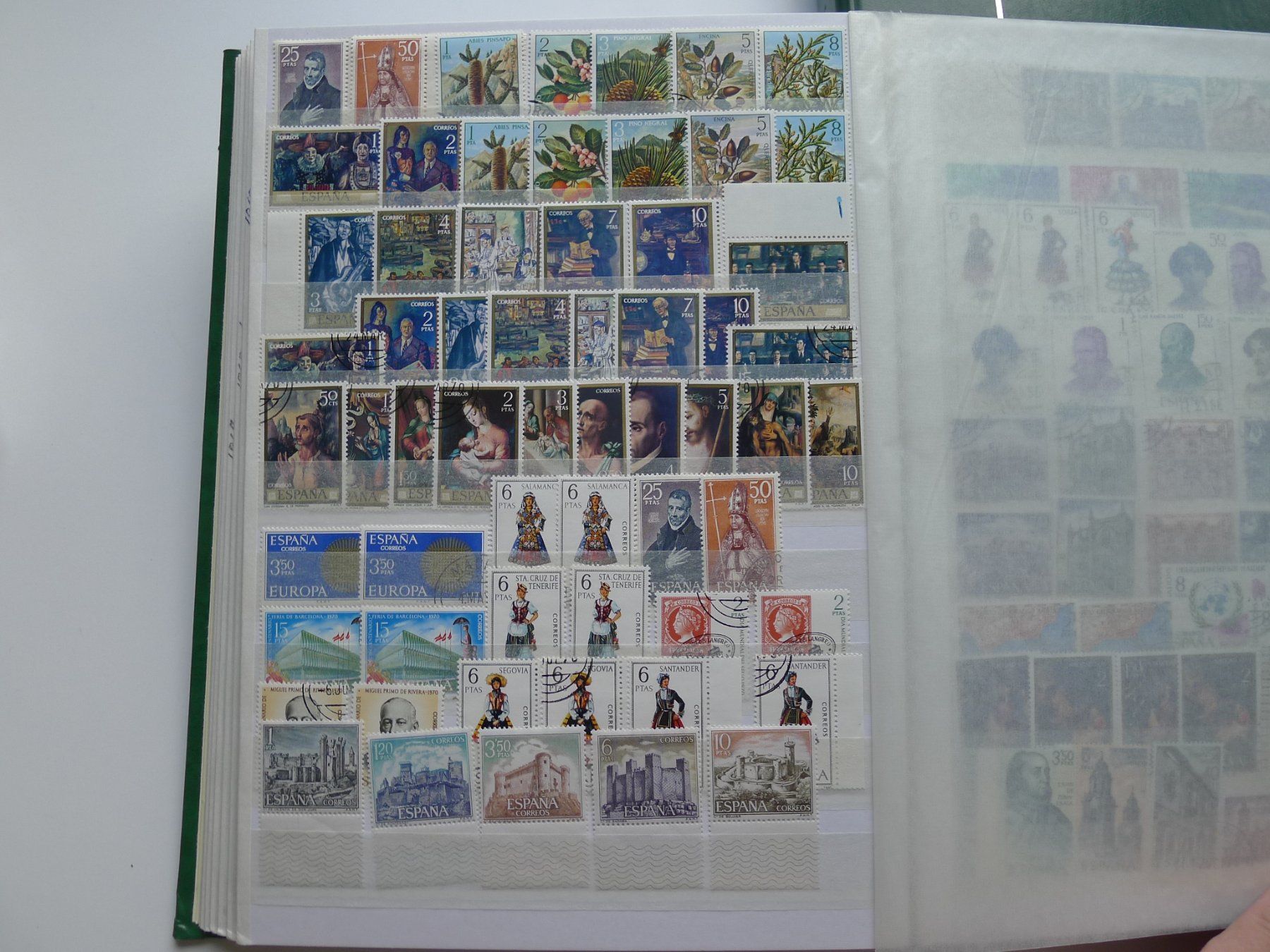 Tutti i francobolli: 2 Alben mit Briefmarken von Spanien 95 Bilder – Usato da Dagmersellen venduto da q1w2e3r4 5