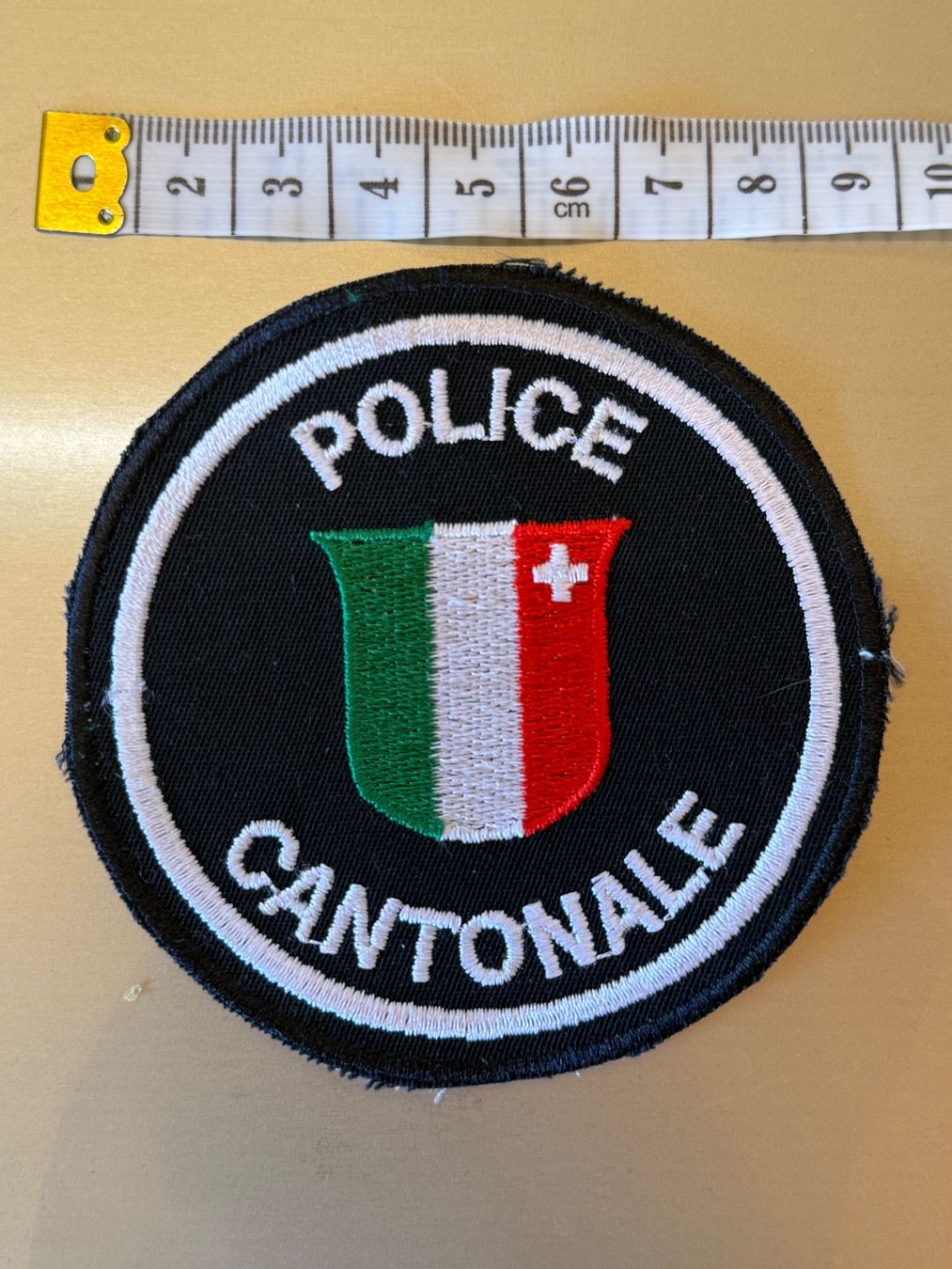 Swiss Plaquettes & Badges: Police Cantonale Neuchatel Batch – D'occasion à Ennetbürgen par MikeN03