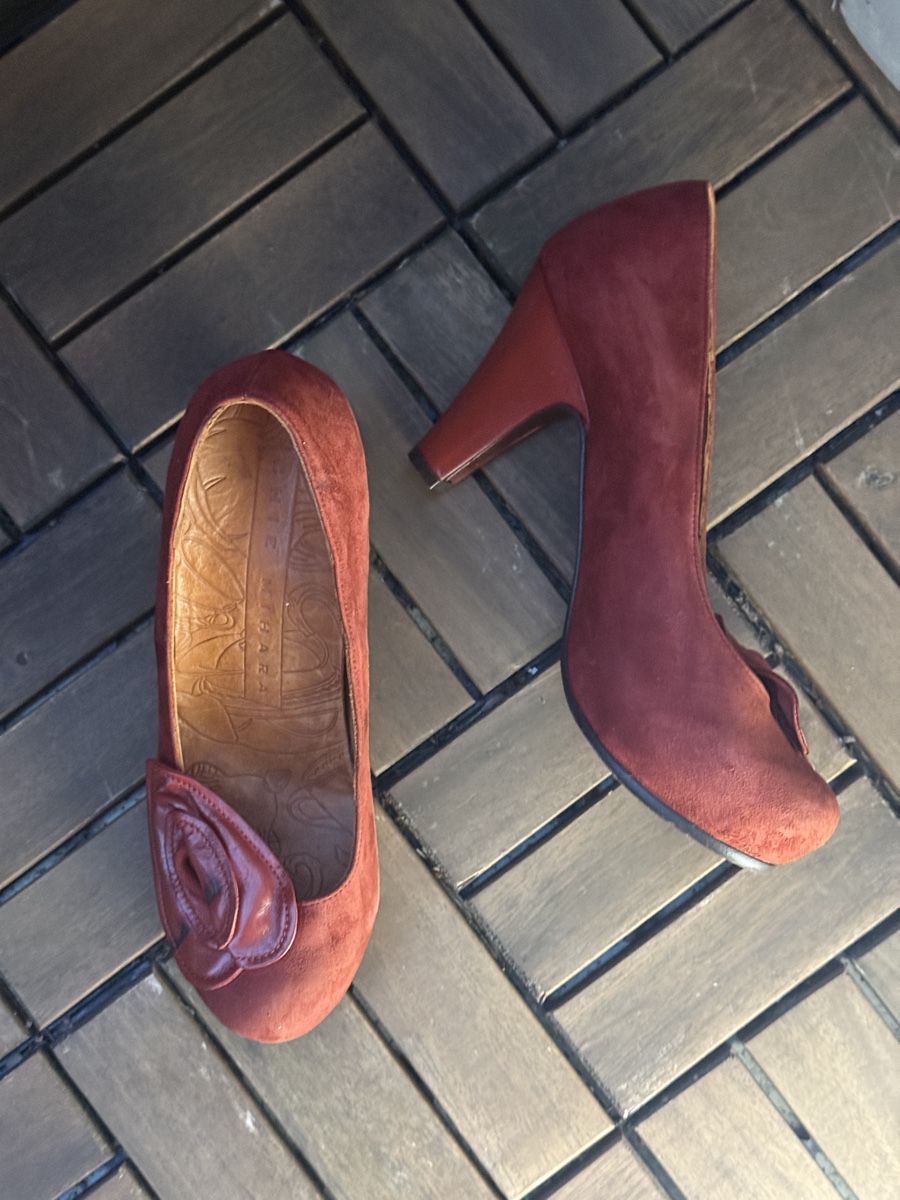 Chie Mihara Scarpe da donna: Chie Mihara red suede heels size 36 NP 250 FR! – Usato da Zürich venduto da Allwelcome