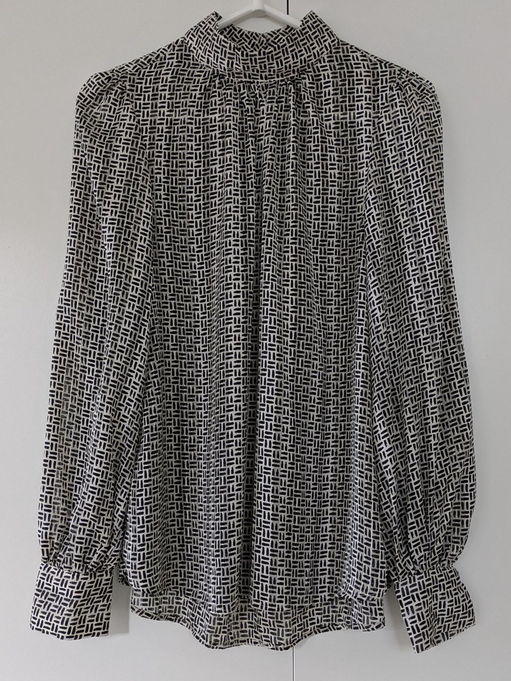H&M Camicette: Business-Bluse "H&M" Gr. S – Usato da Bonstetten venduto da Scoutinggirl