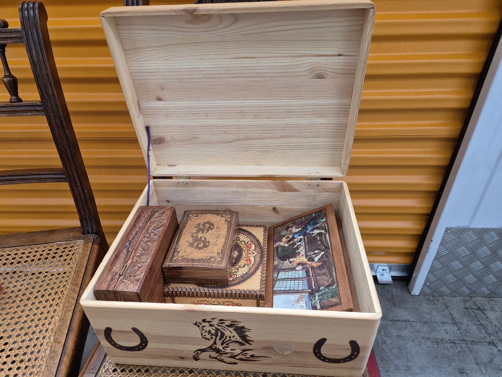 Articoli in legno: Plusieures boîtes en bois – Usato da Yverdon-les-Bains venduto da sac_8ztx 1