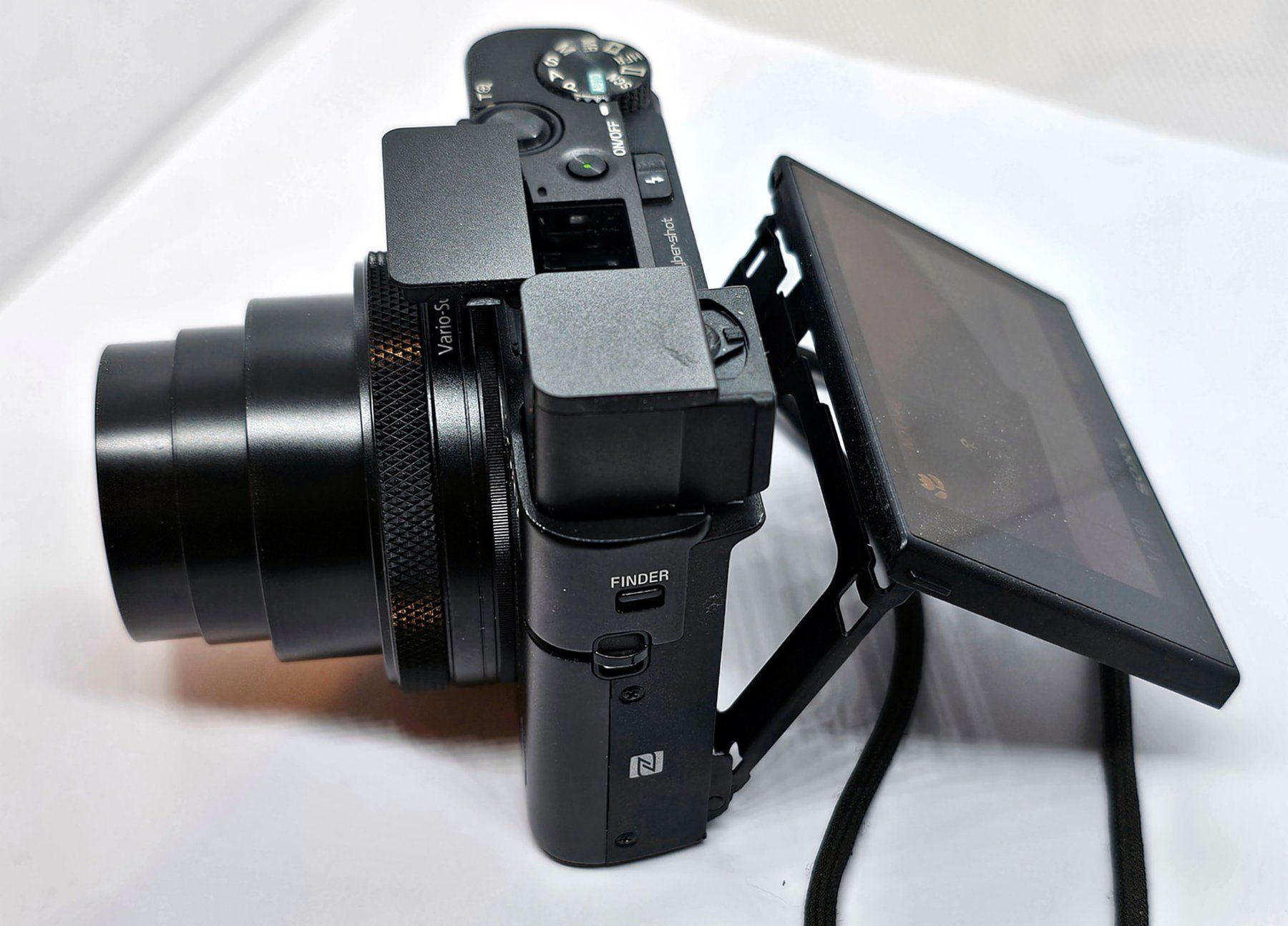 Sony Fotocamera: Neuwertige Sony RX100 VI Kompaktkamera – Usato da Esslingen venduto da Hombi3 5