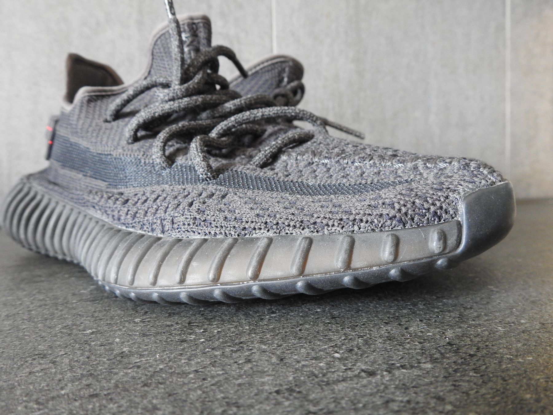Adidas Scarpe da uomo: Adidas Yeezy baskets Boost 350 V2 'Black-Static' – Usato da Essertes venduto da onezoneplay 1