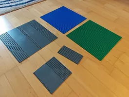 LEGO Grundplatten / Bauplatten Set (Blau, Grün, Dunkelgrau)