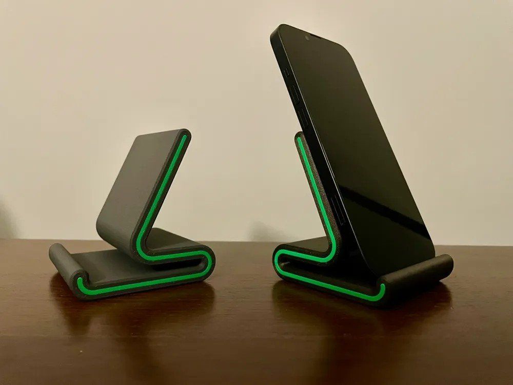 Sonstige Dekorationen & Accessoires: Support téléphone – Neu (gemäss Beschreibung) aus Vouvry von mod_57mh