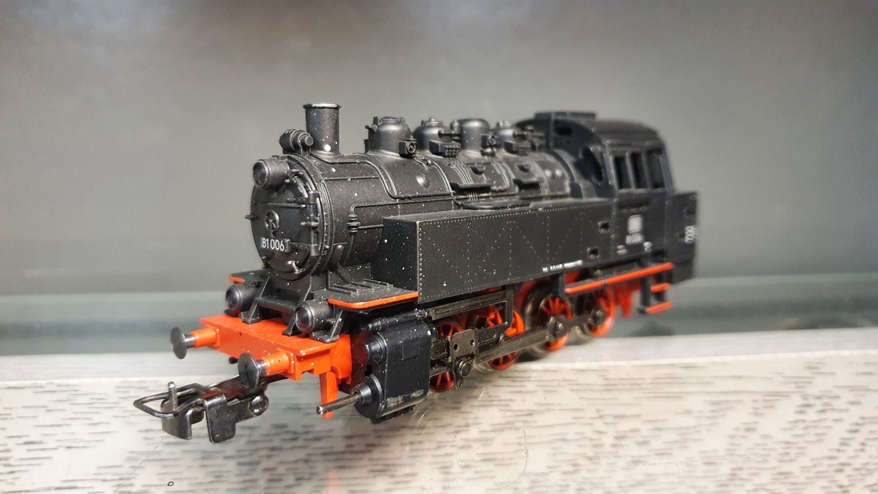 Märklin Modellini di ferrovie: MÄRKLIN: DB TENDERDAMPFLOK BR 81 DIGITAL – Usato da Biglen venduto da taunus82 1