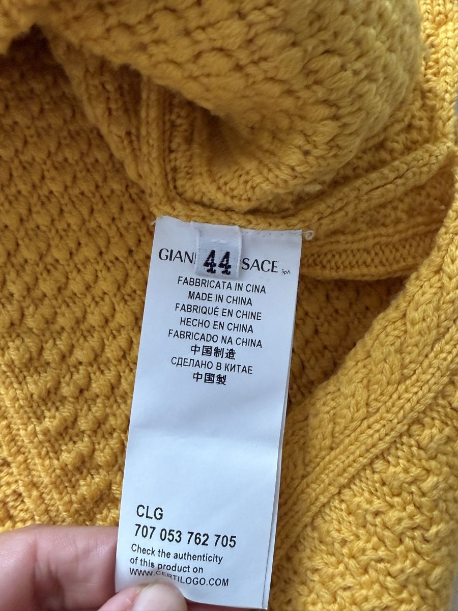 Versace Pullover & Sweatshirts: Versace sweater – Gebraucht aus Basel von mon_2l8z 3