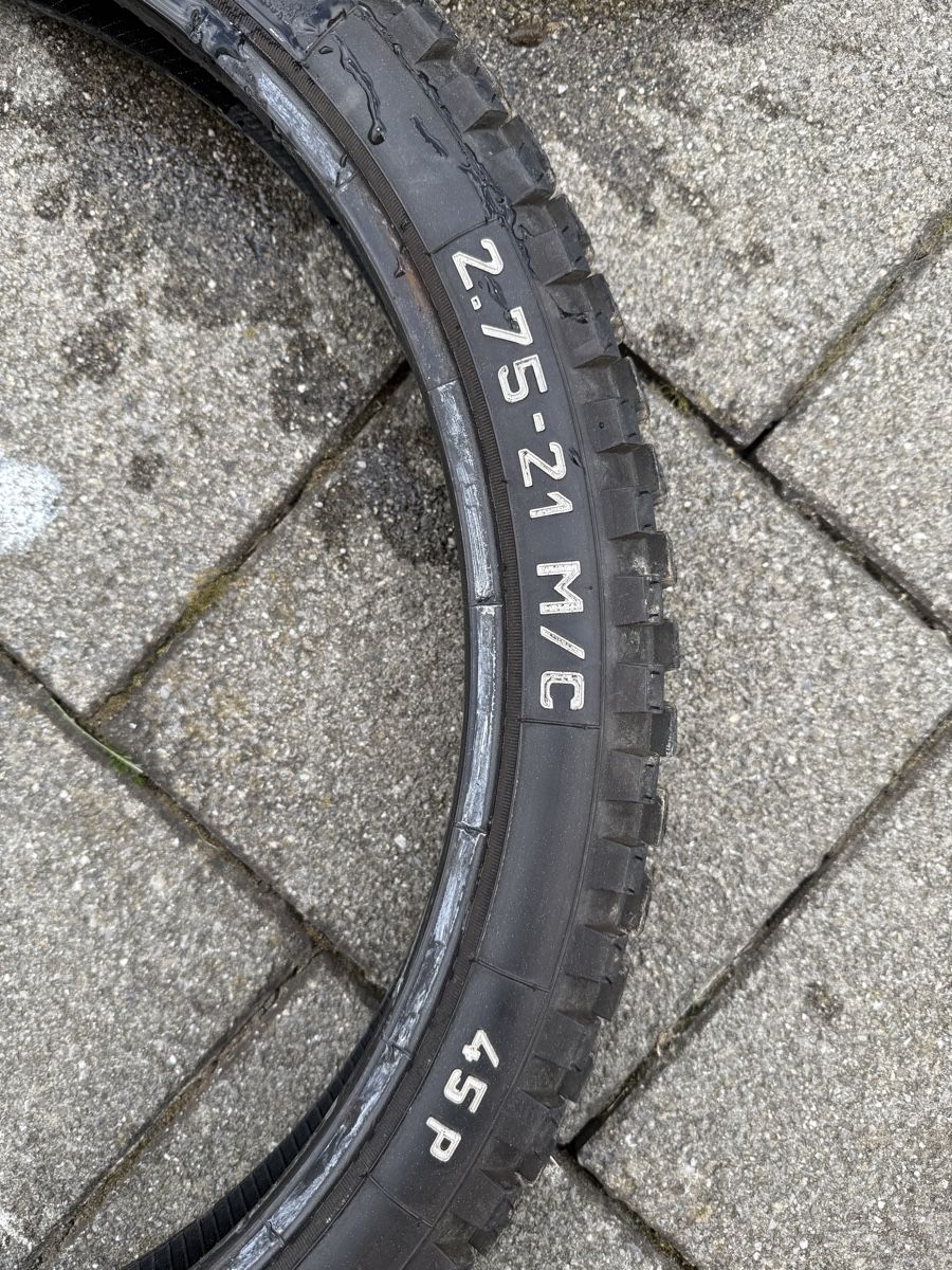 Tutti i ricambio per moto: 2x Pneus zu Kleinmotorrad – Usato da Reisiswil venduto da uleibundgut 1
