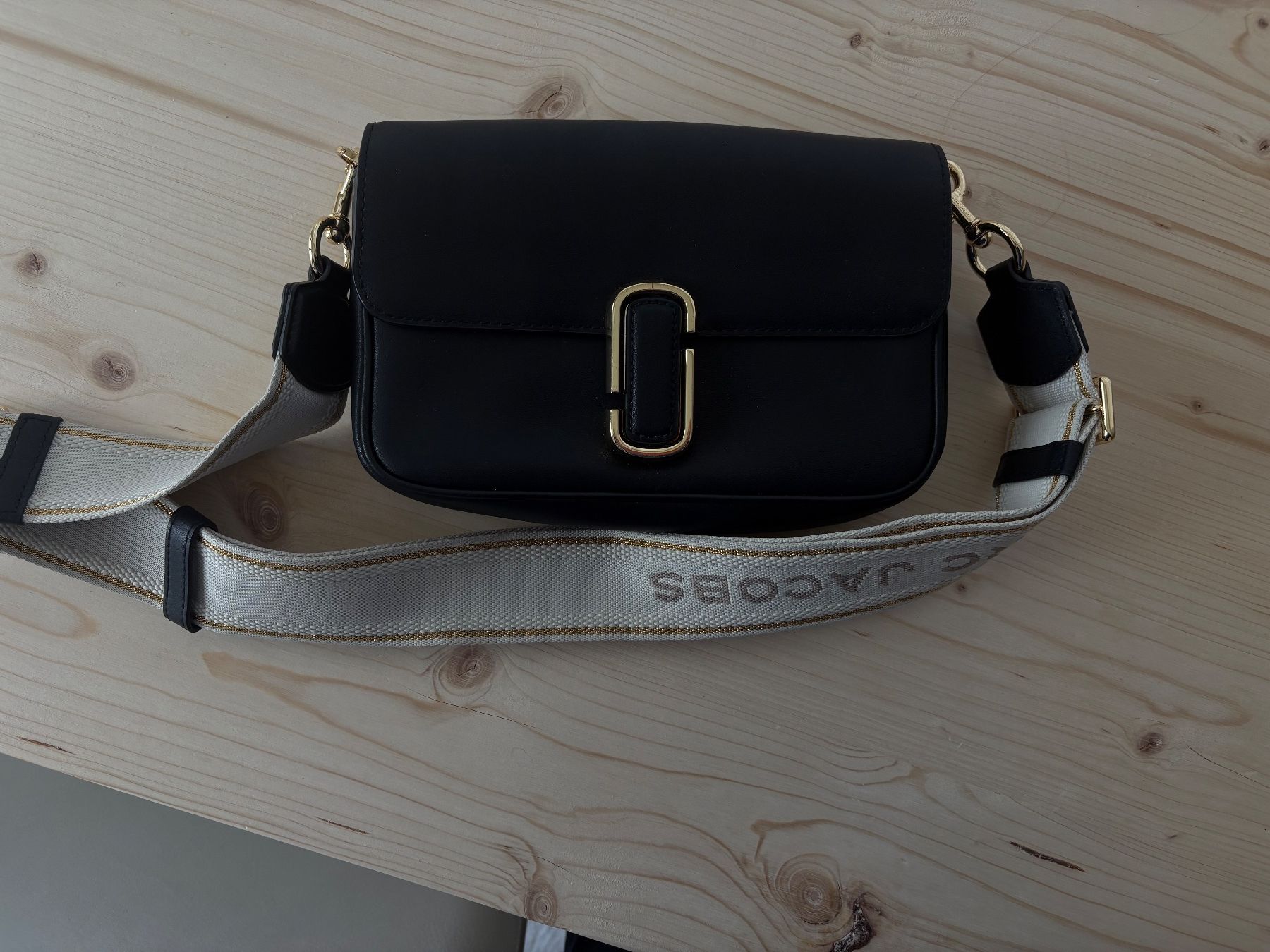 Marc Jacobs Taschen für Damen: Marc Jacobs - The Shoulder Bag Black – Gebraucht aus Mürren von mic_jv28 1